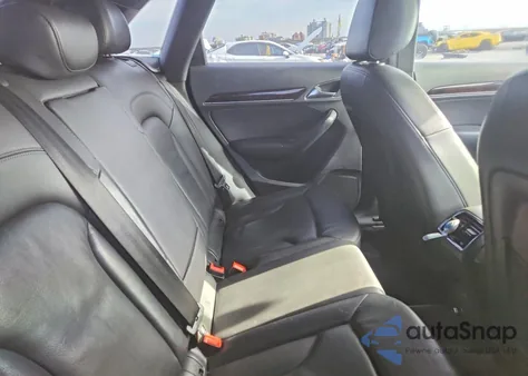 2016 Audi Q3 Premium Plus из США, поврежденный, VIN WA1EFCFS2GR011631
